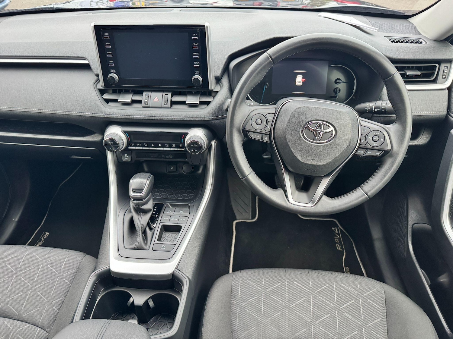 Used Toyota RAV4 for sale - 76702445: Photo 15