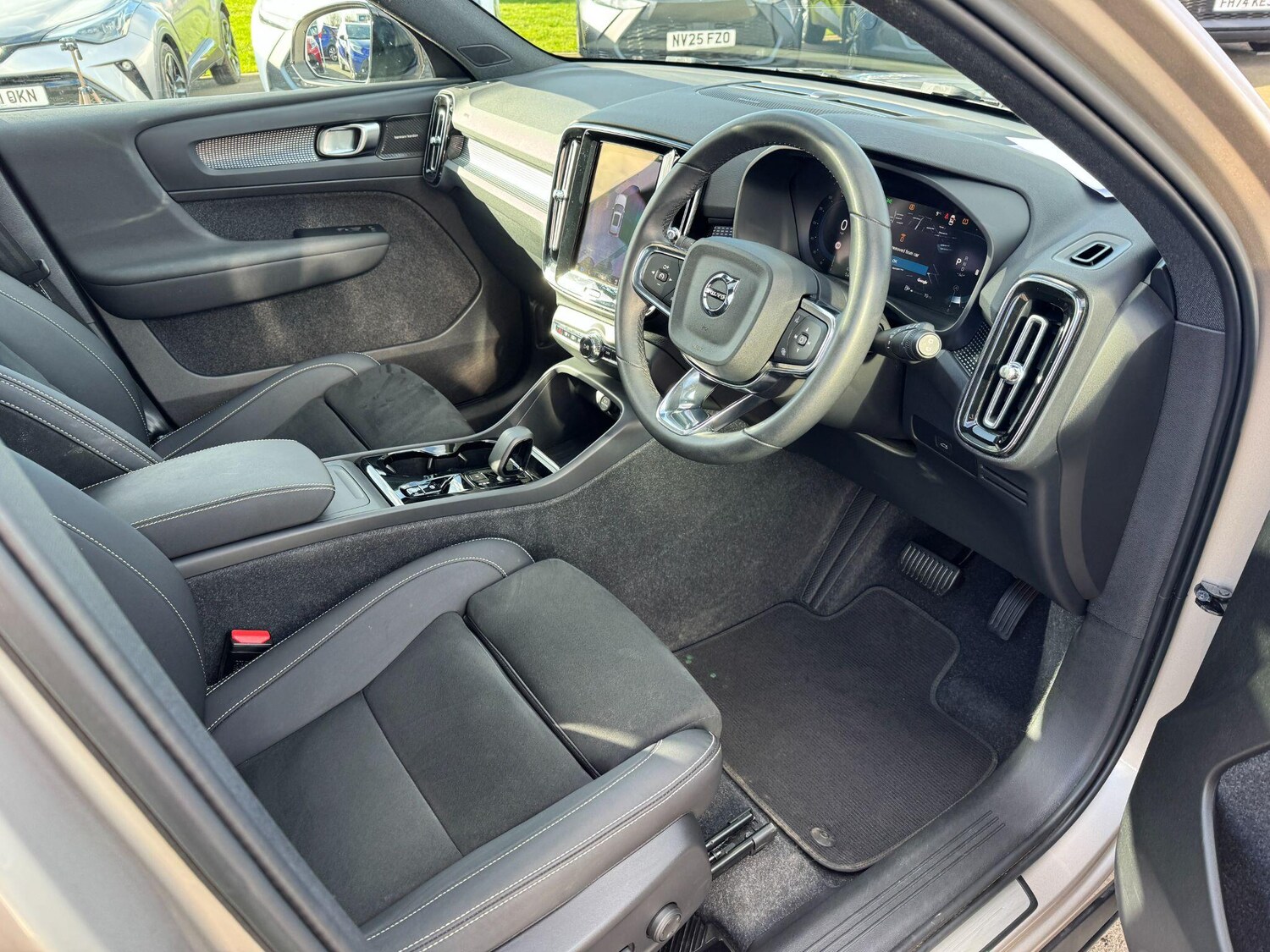 Used Volvo XC40 for sale - 77853270: Photo 11