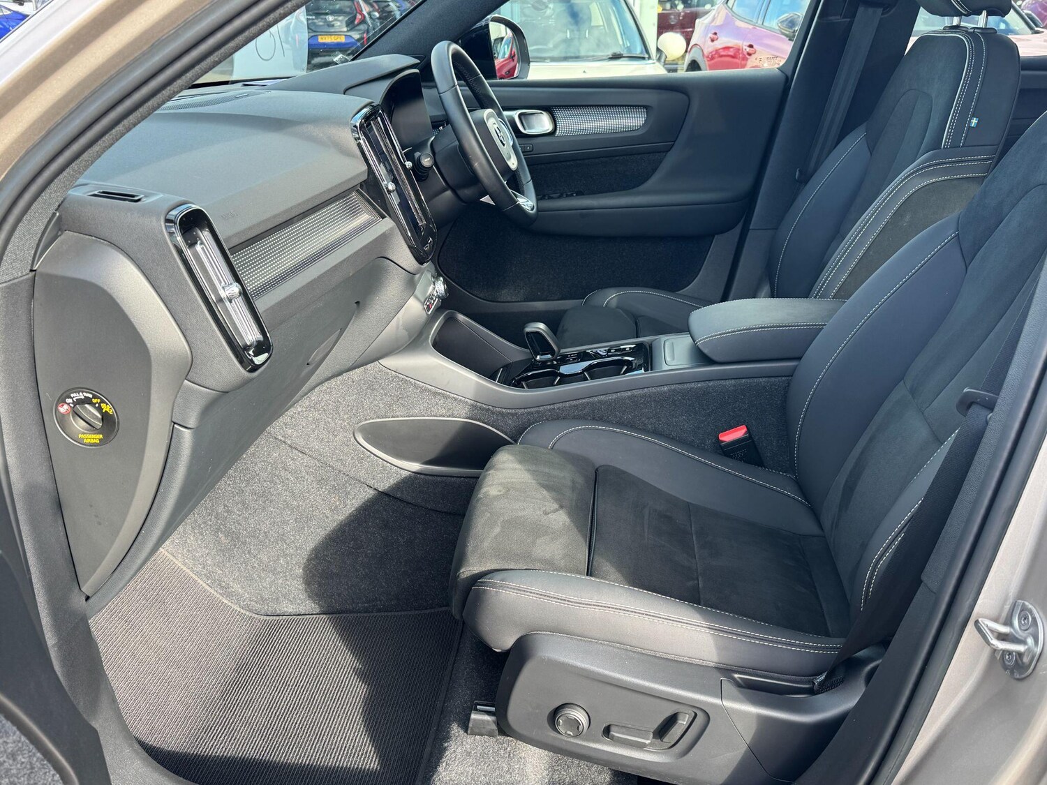 Used Volvo XC40 for sale - 77853270: Photo 14