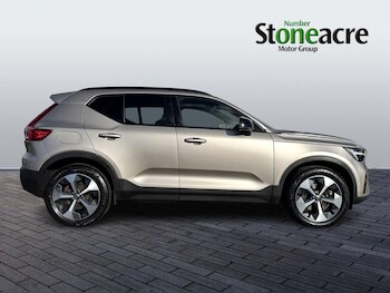 Used Volvo XC40 2023 for sale - 77853270: Photo