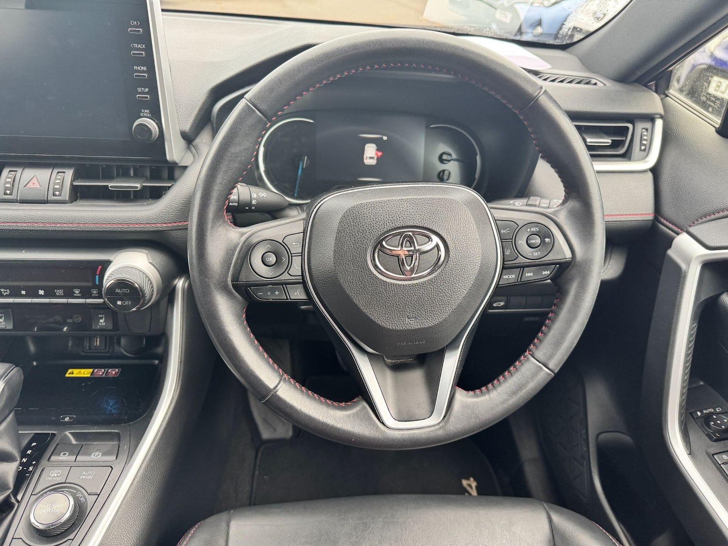 Used Toyota RAV4 2022 for sale - 76701534: Photo 17