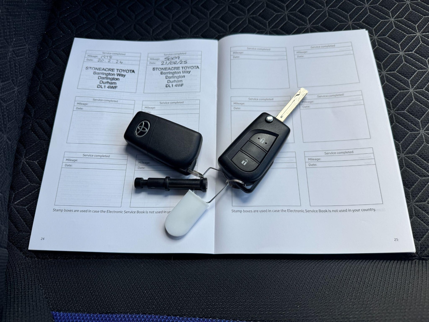 Used Toyota Aygo X 2023 for sale - 76671446: Photo 20