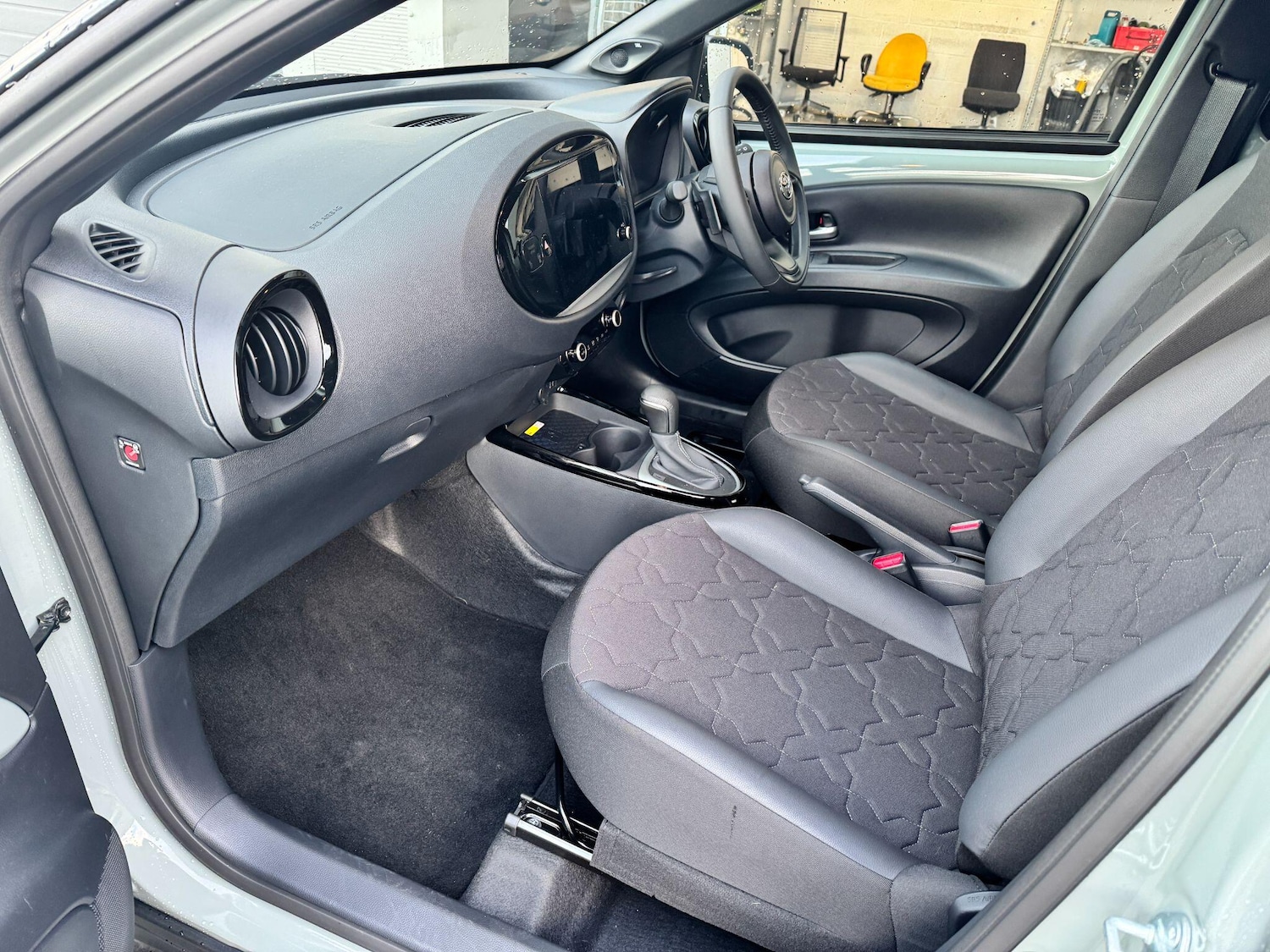 Used Toyota Aygo X 2024 for sale - 77709487: Photo 14