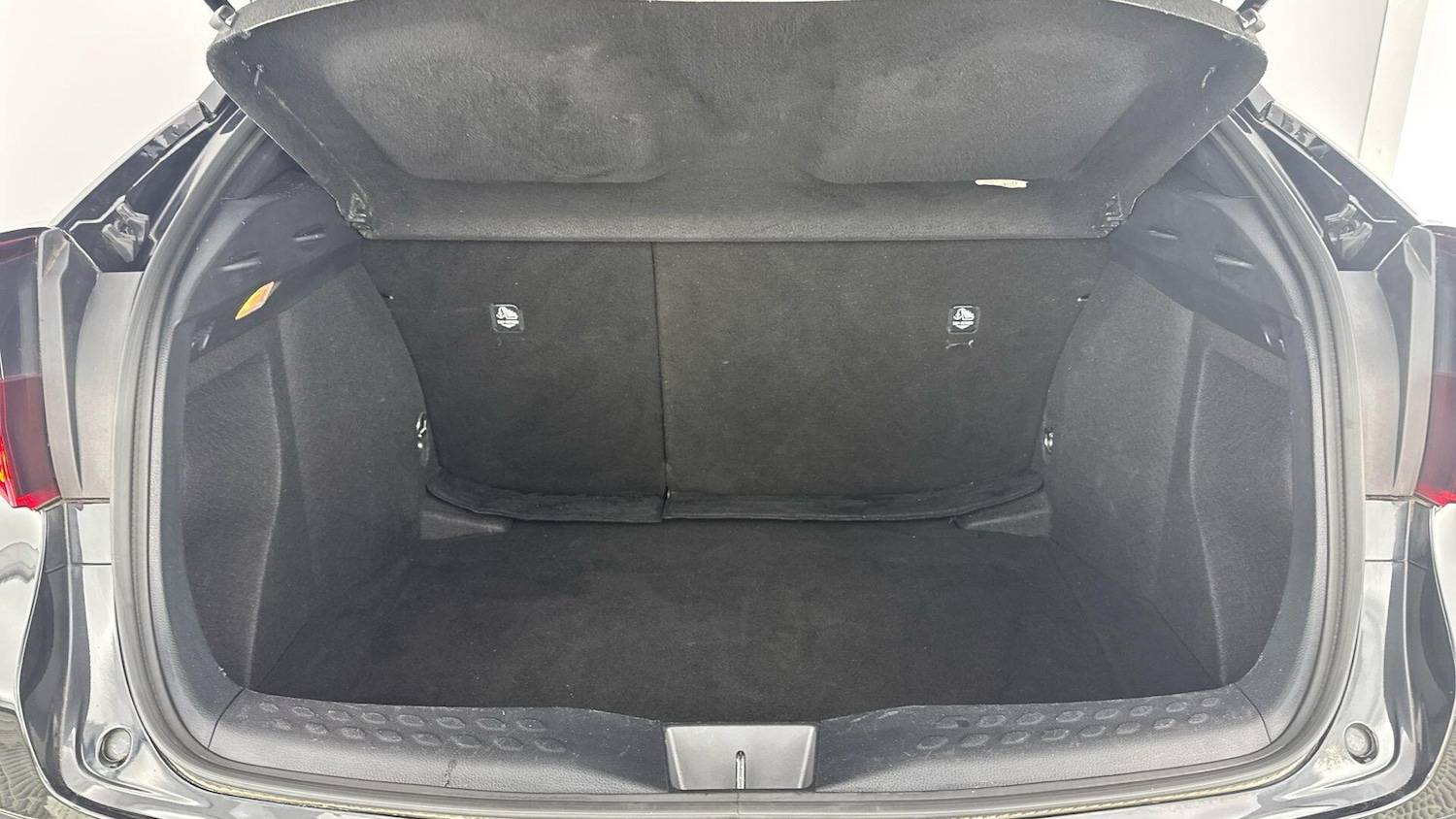 Used Toyota C-HR 2021 for sale - 77090996: Photo 10