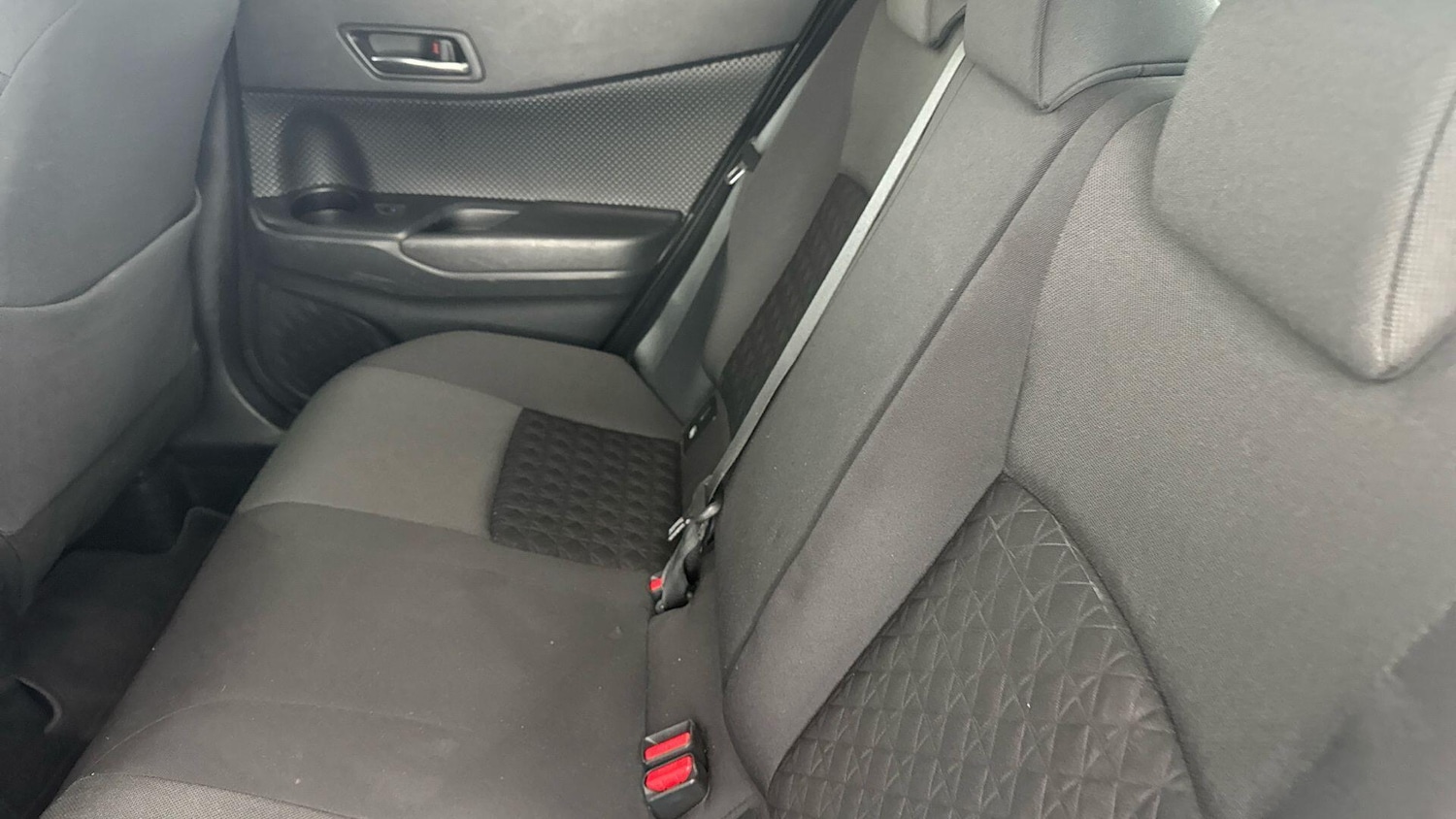 Used Toyota C-HR 2021 for sale - 77090996: Photo 19