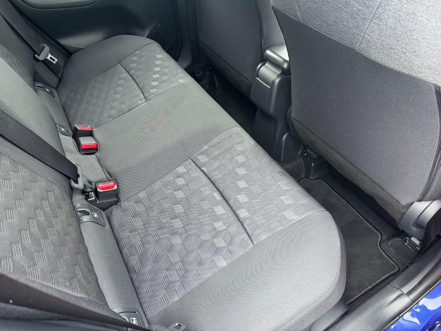 Used Toyota Yaris for sale - 77723332: Photo 12