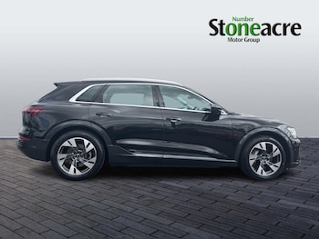 Used Audi Q8 2023 for sale - 79192271: Photo