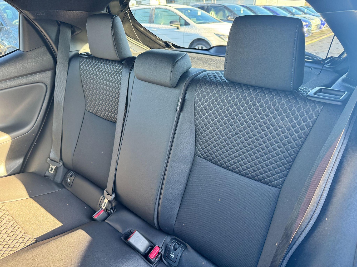 Used Toyota Yaris for sale - 77305476: Photo 13