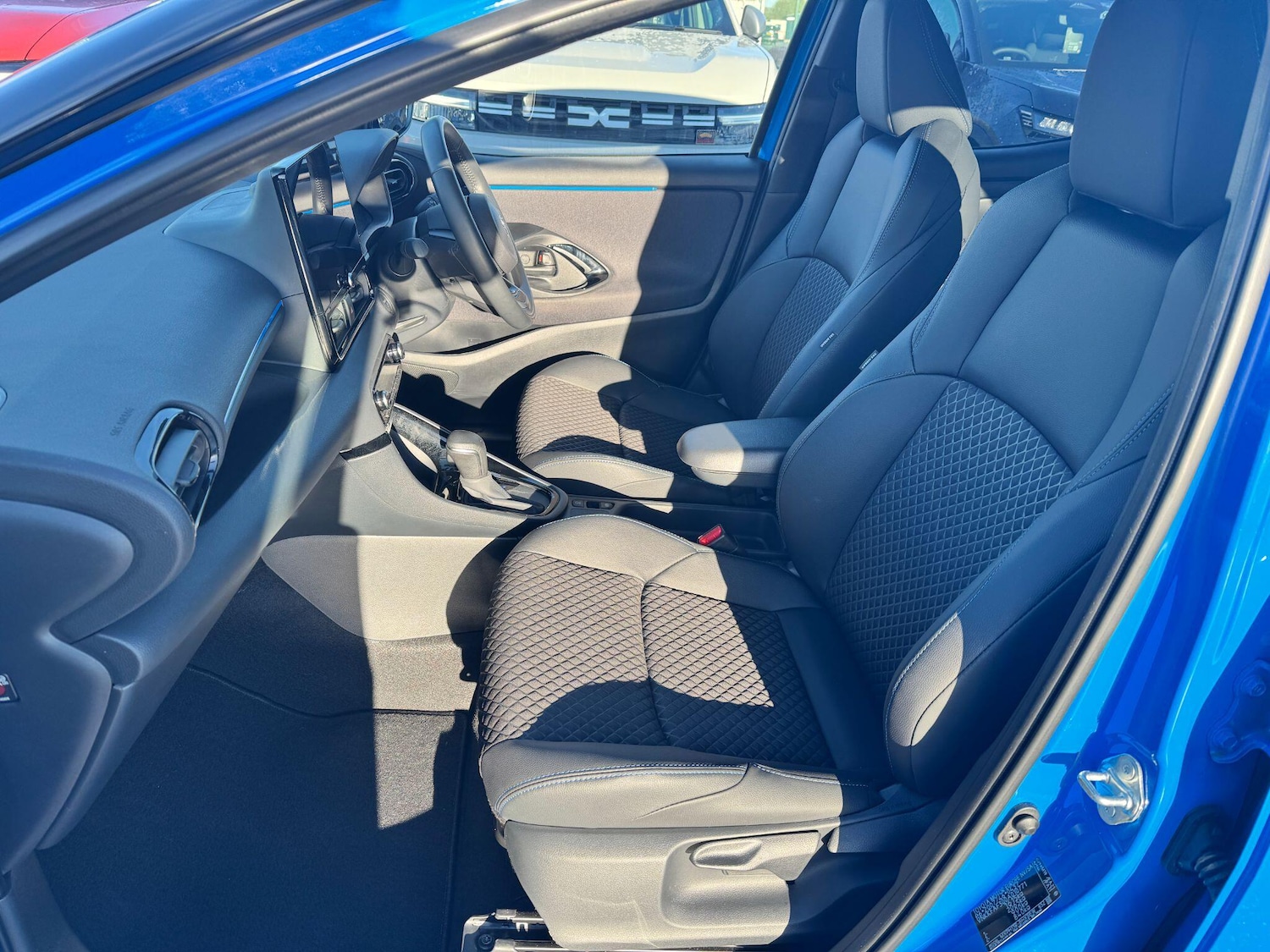 Used Toyota Yaris for sale - 77305476: Photo 14