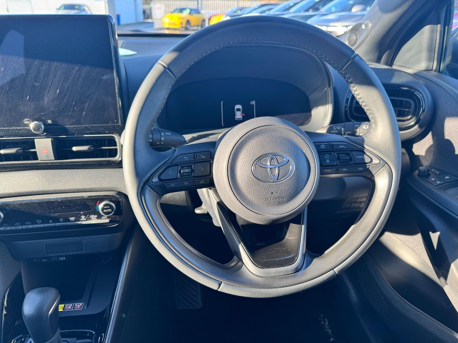 Used Toyota Yaris for sale - 77305476: Photo 17