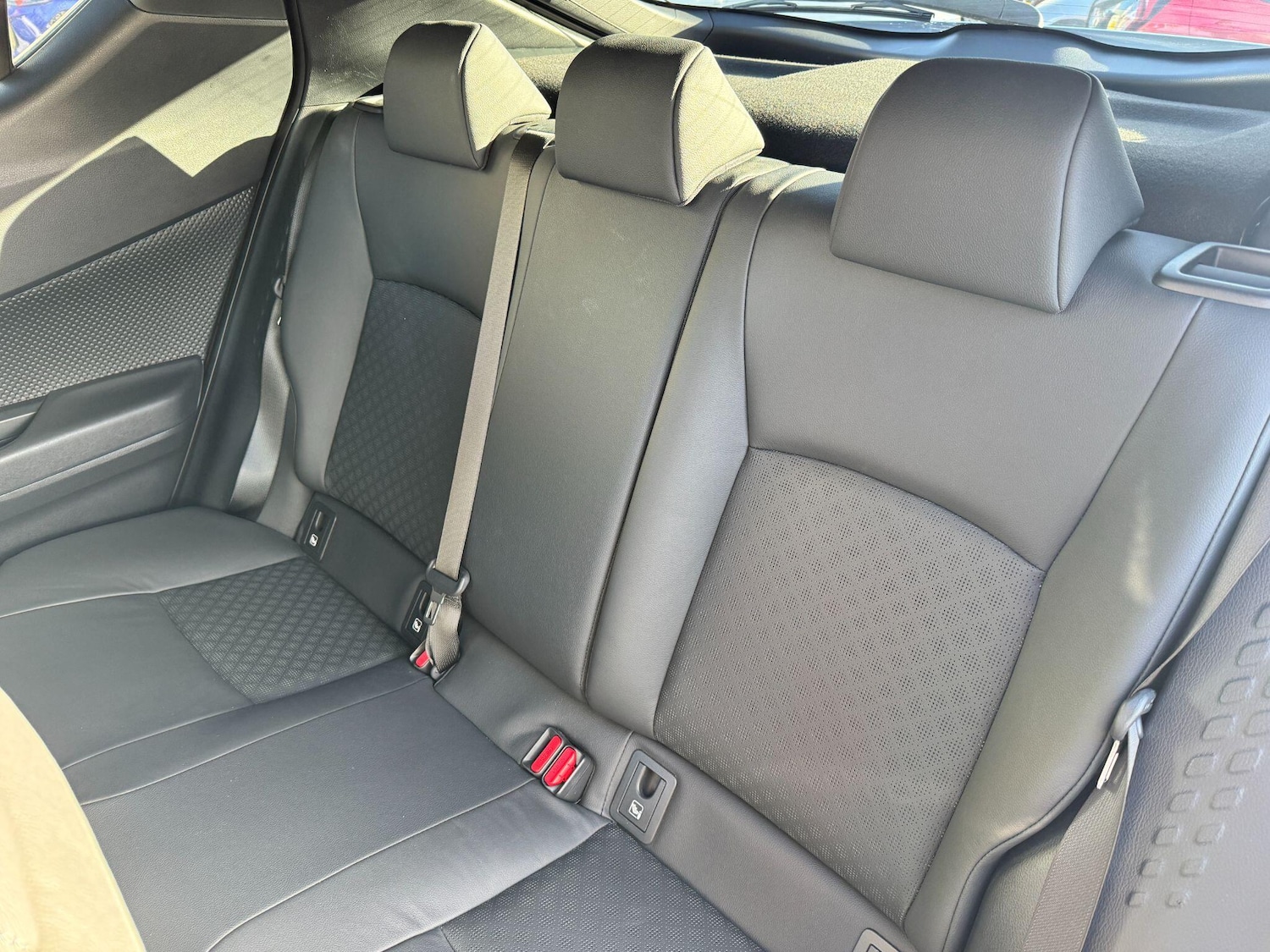 Used Toyota C-HR 2022 for sale - 77091376: Photo 13