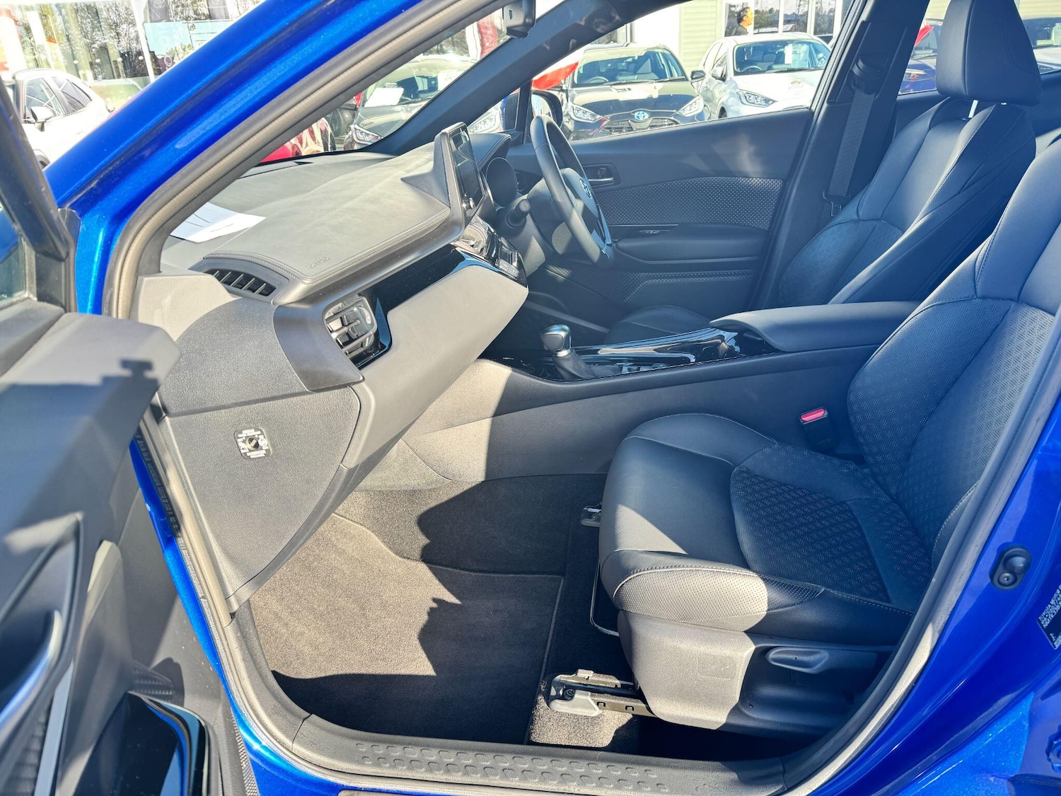 Used Toyota C-HR 2022 for sale - 77091376: Photo 14