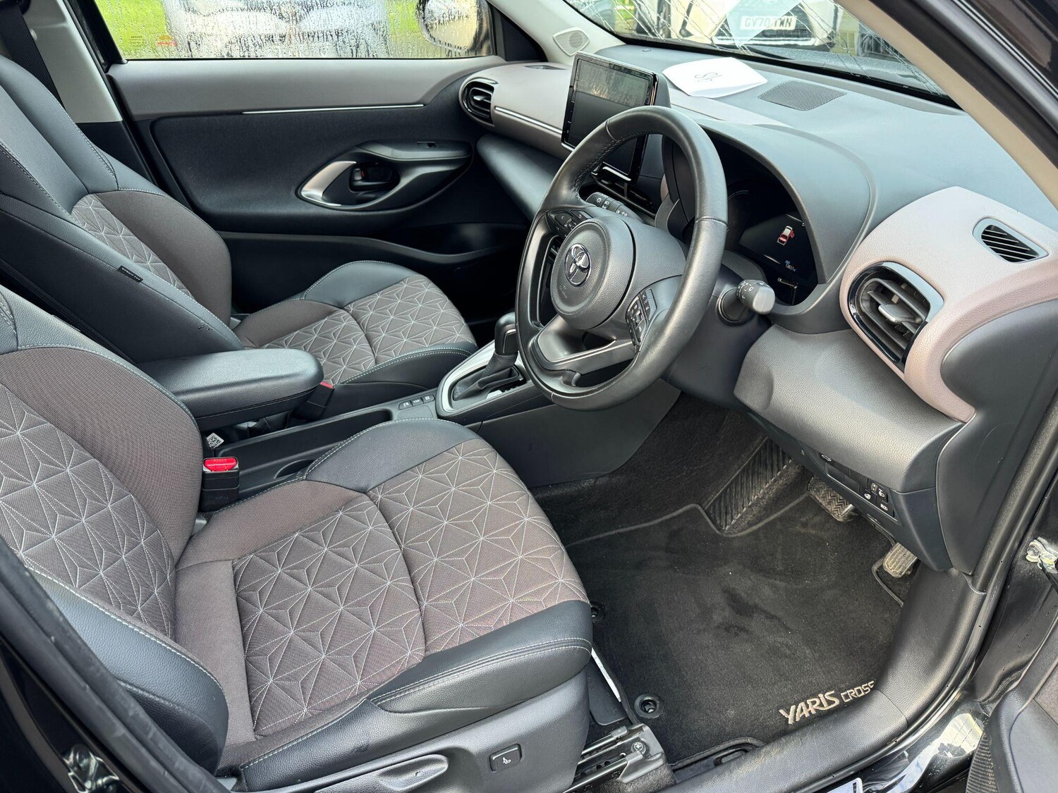 Used Toyota Yaris Cross 2024 for sale - 77709491: Photo 11