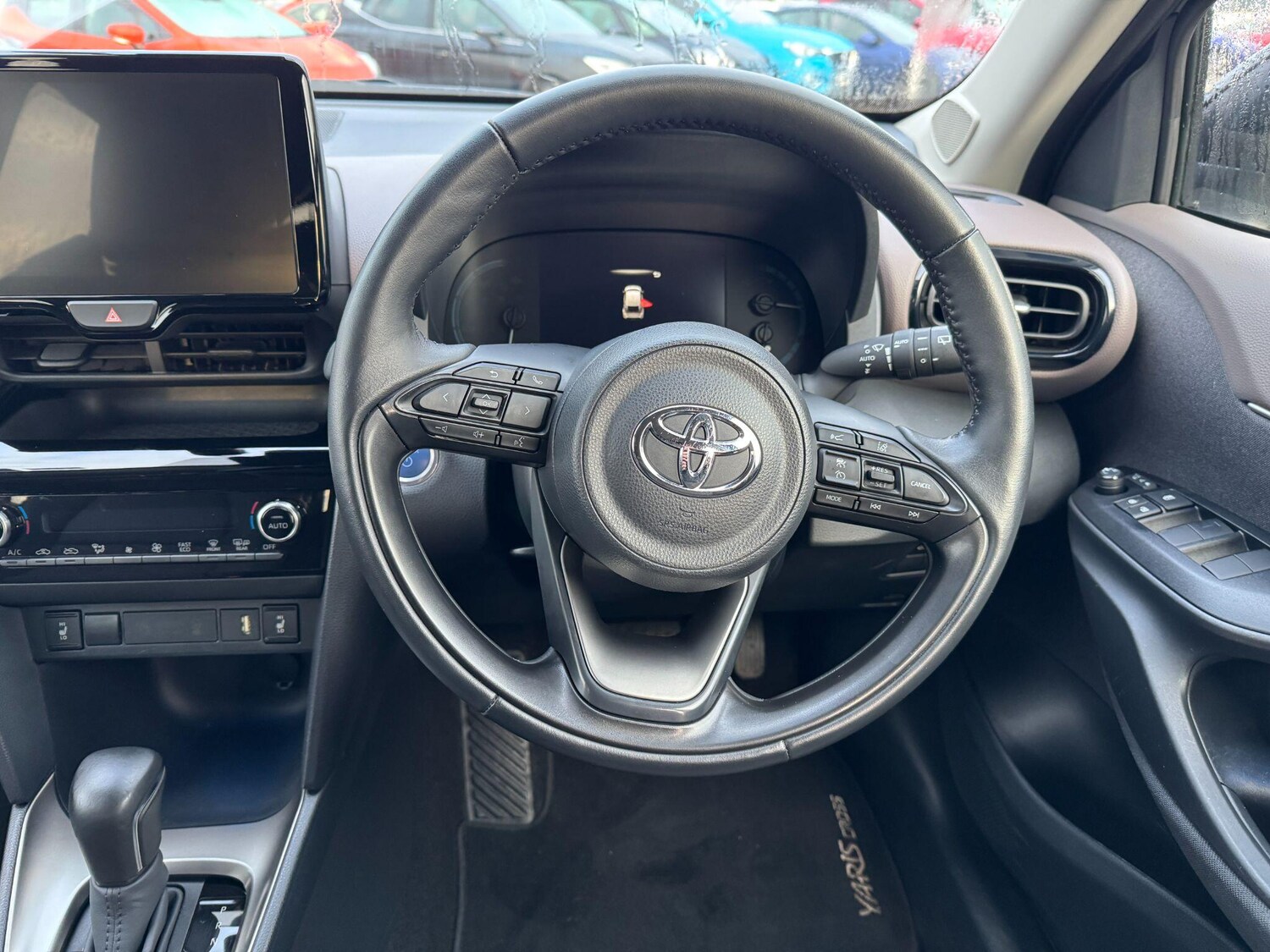 Used Toyota Yaris Cross 2024 for sale - 77709491: Photo 17