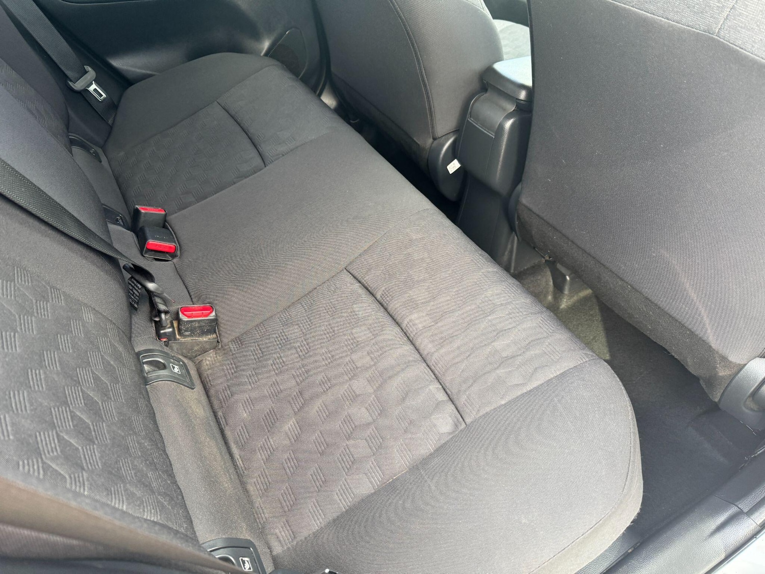 Used Toyota Yaris for sale - 77823661: Photo 12