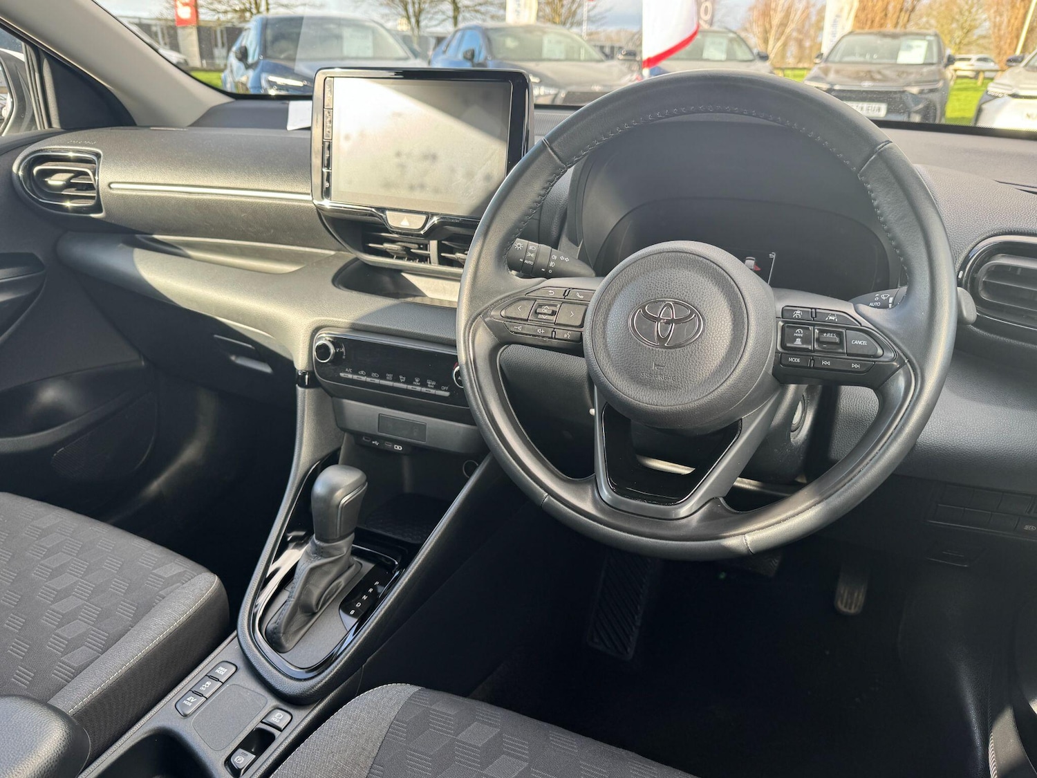 Used Toyota Yaris for sale - 77823661: Photo 16