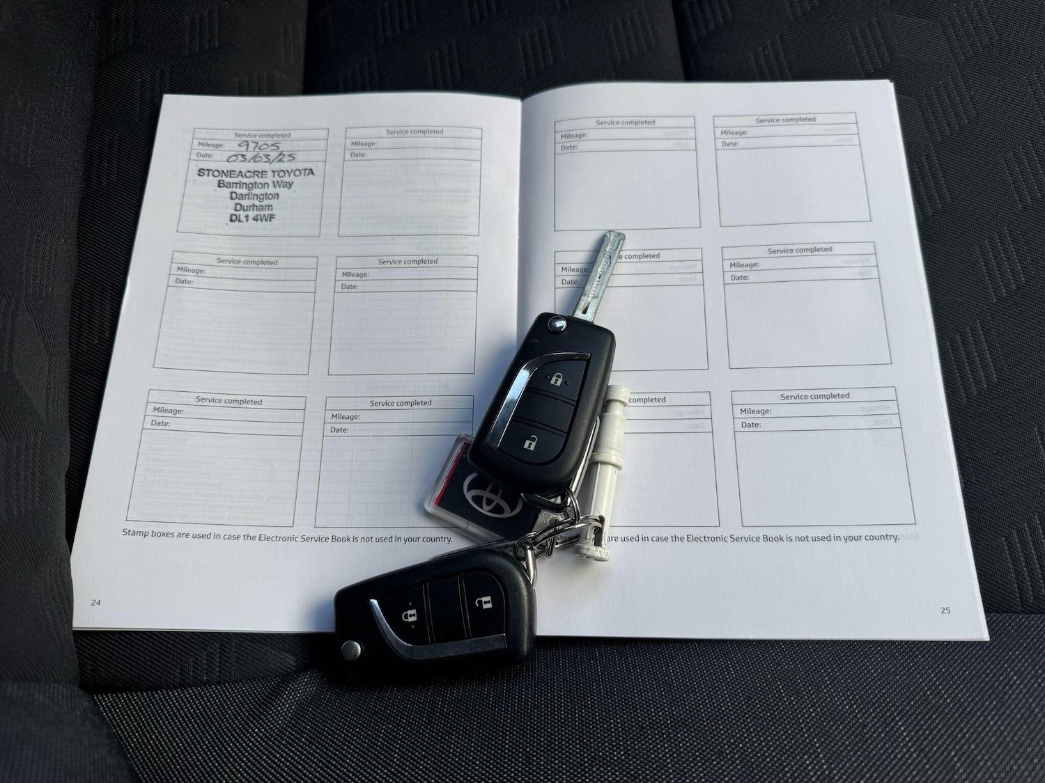 Used Toyota Yaris for sale - 77823661: Photo 20