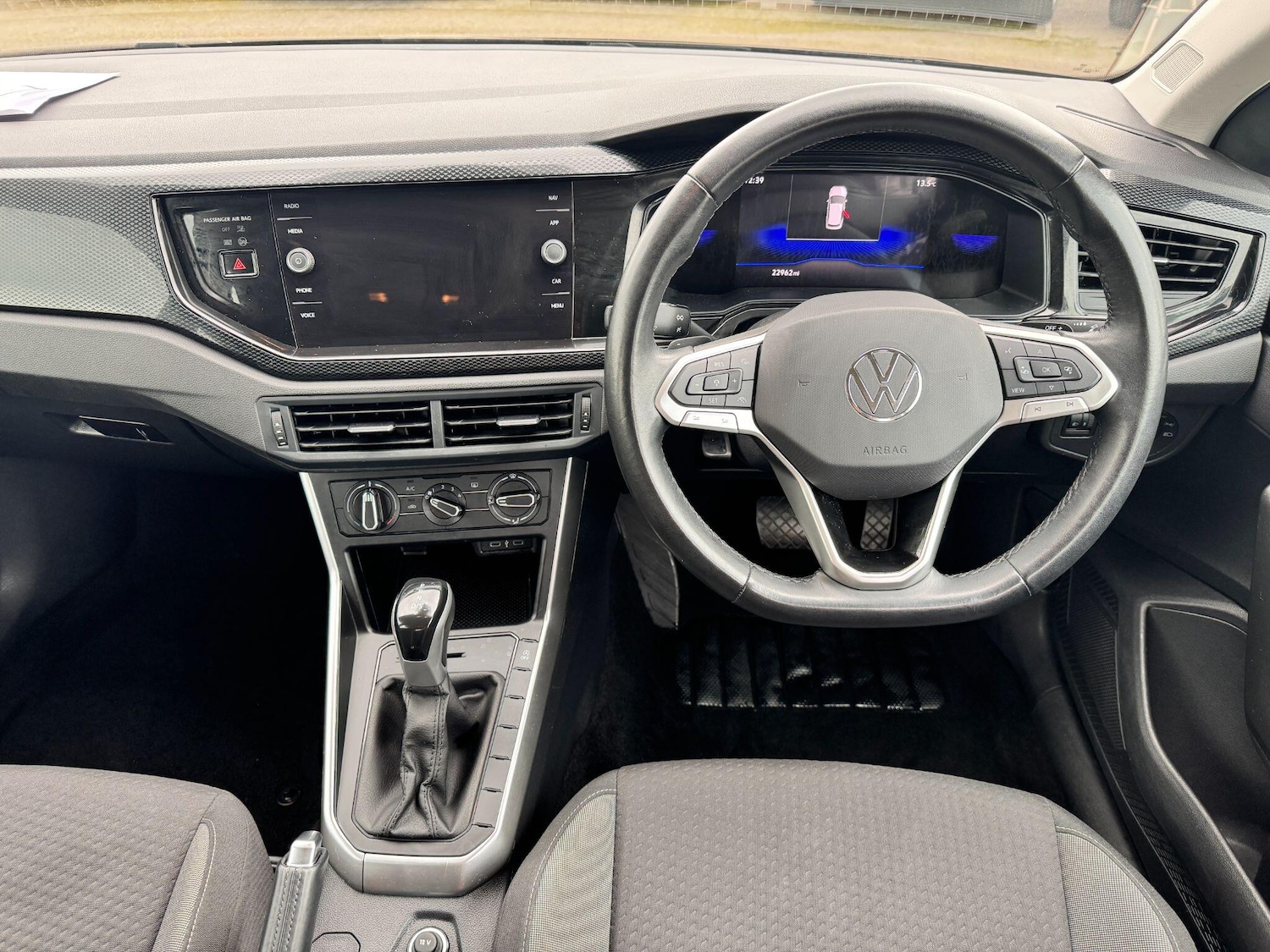 Used Volkswagen Polo 2023 for sale - 76398946: Photo 15