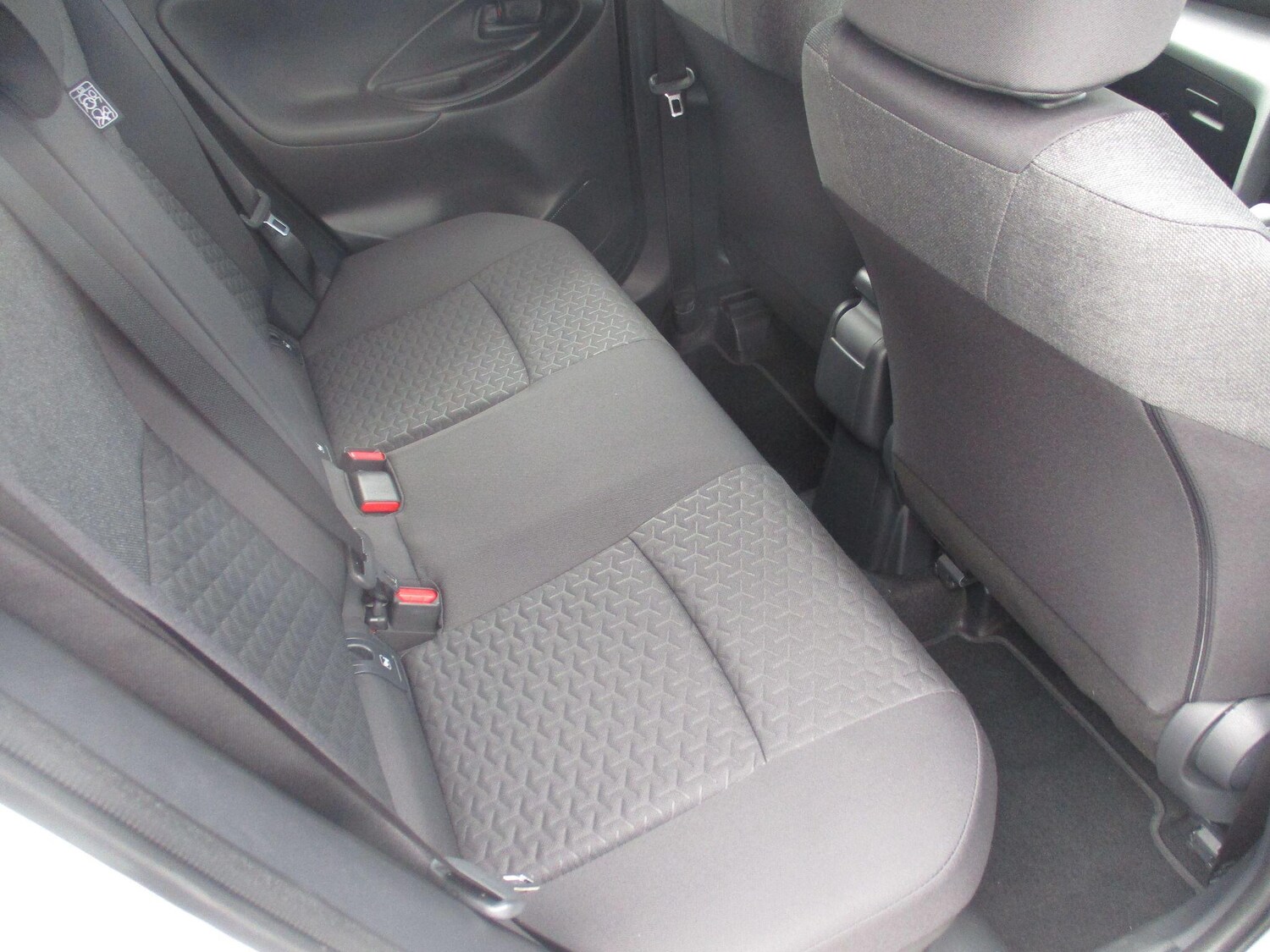 Used Toyota Yaris Cross 2023 for sale - 77852857: Photo 12