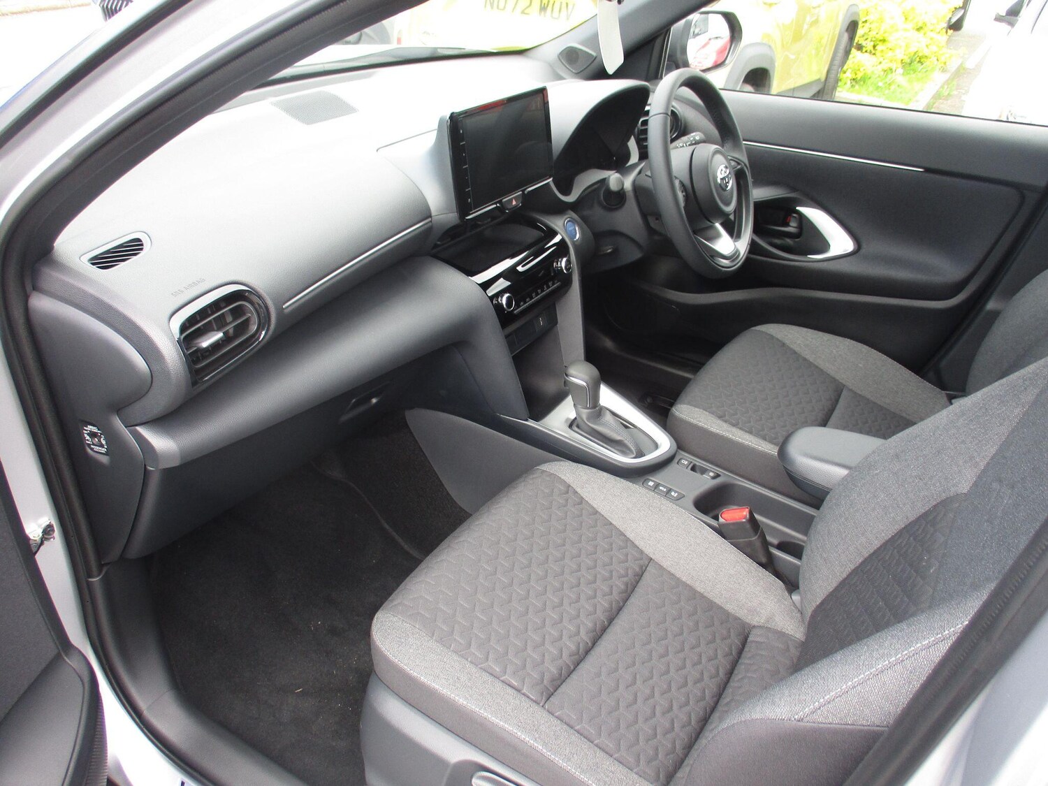 Used Toyota Yaris Cross 2023 for sale - 77852857: Photo 14