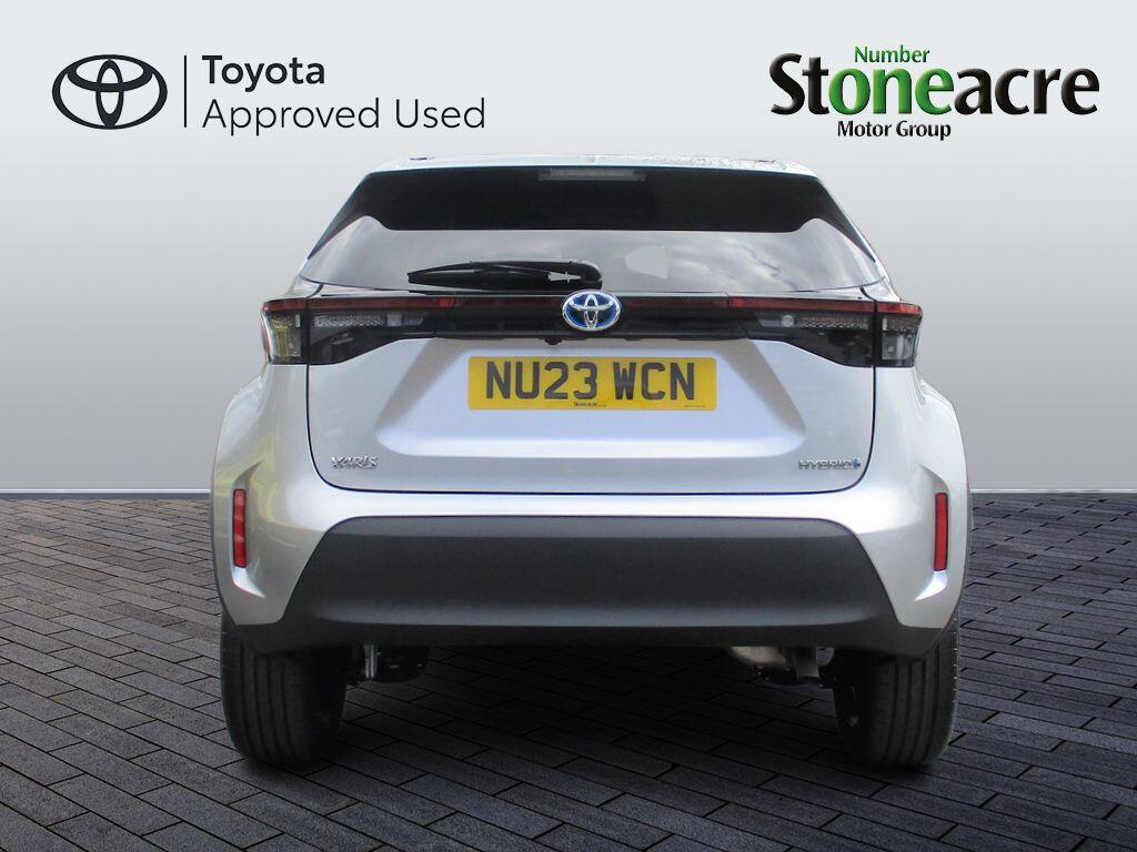 Used Toyota Yaris Cross 2023 for sale - 77852857: Photo 4