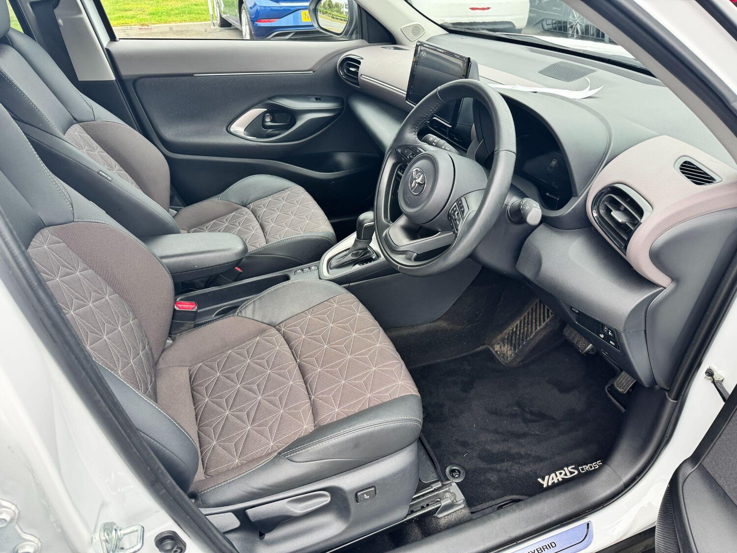 Used Toyota Yaris Cross 2024 for sale - 76084813: Photo 13
