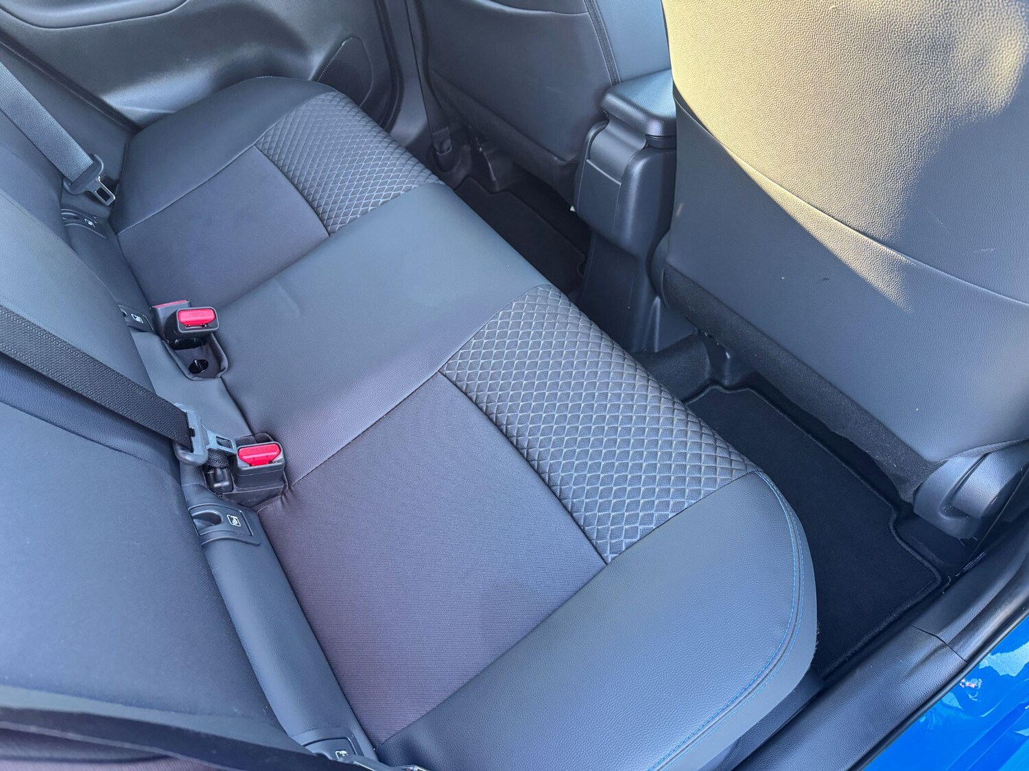 Used Toyota Yaris 2024 for sale - 77723433: Photo 12