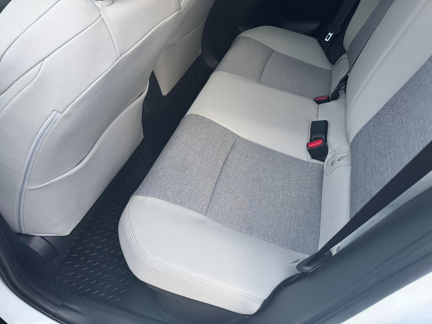 Used Toyota Yaris 2021 for sale - 77156354: Photo 13