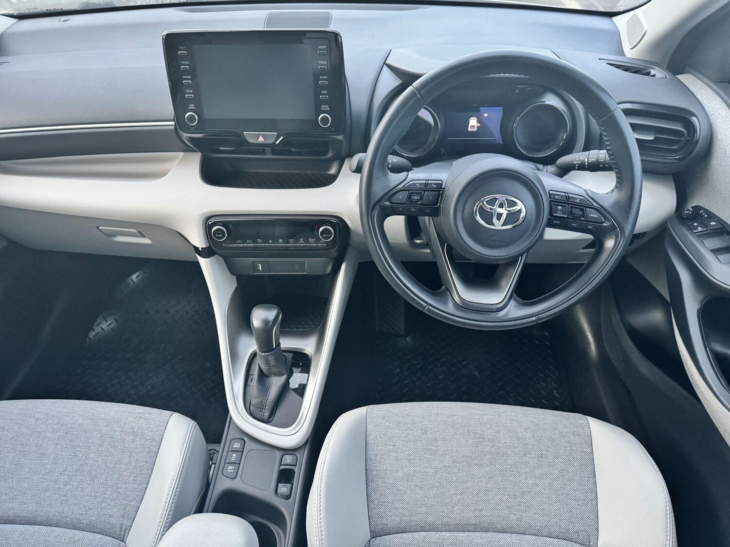 Used Toyota Yaris 2021 for sale - 77156354: Photo 15