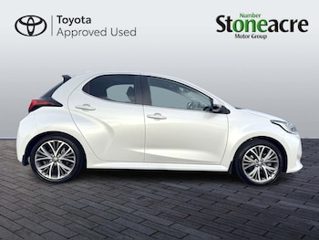 Used Toyota Yaris 2021 for sale - 77156354: Photo
