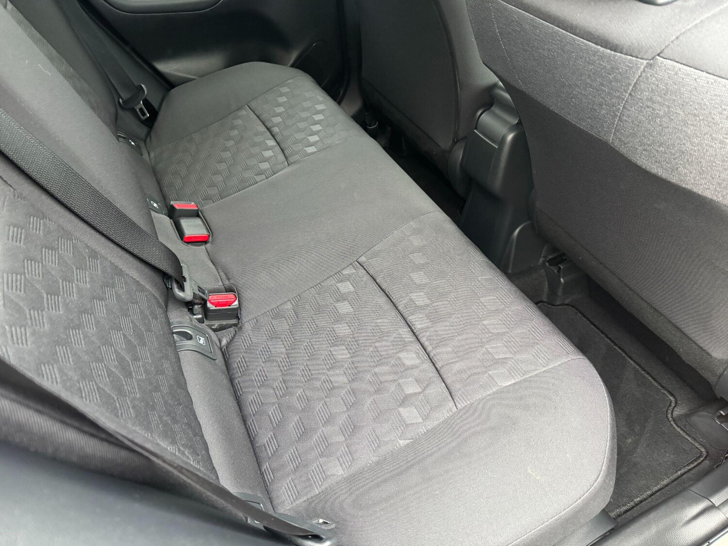 Used Toyota Yaris 2024 for sale - 77710456: Photo 12