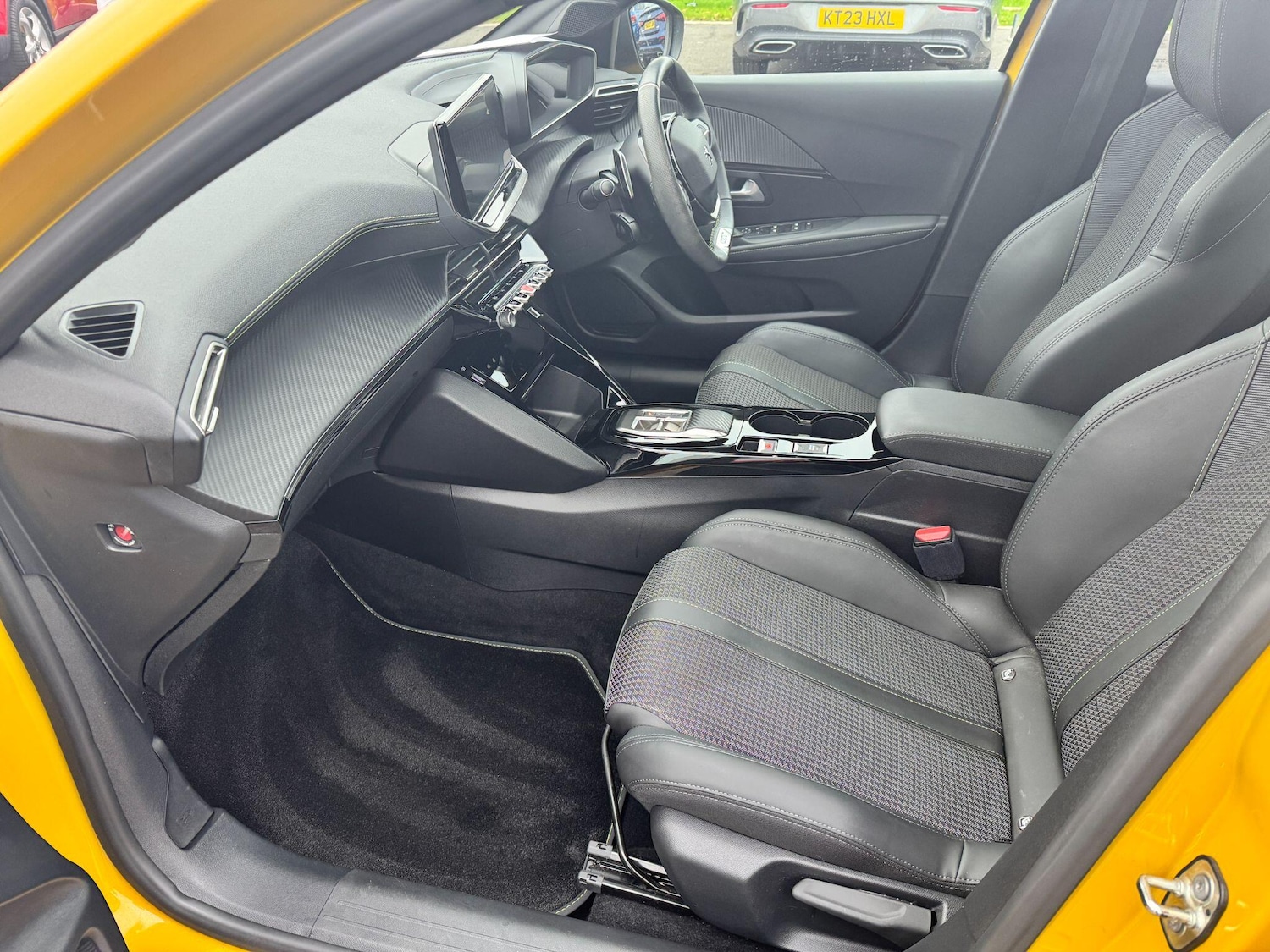 Used Peugeot 208 2023 for sale - 76855868: Photo 14