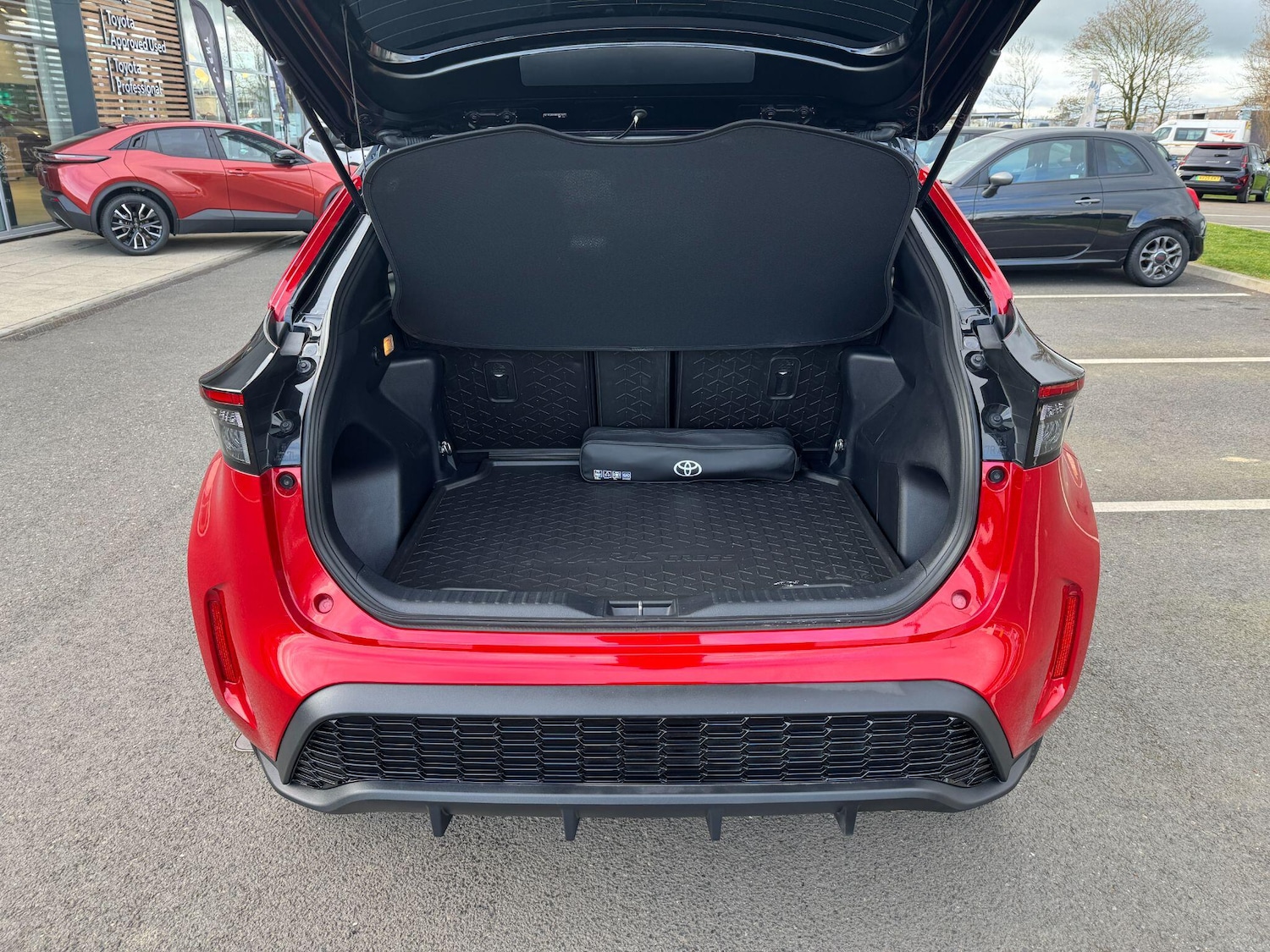 Used Toyota Yaris Cross 2024 for sale - 78006511: Photo 10