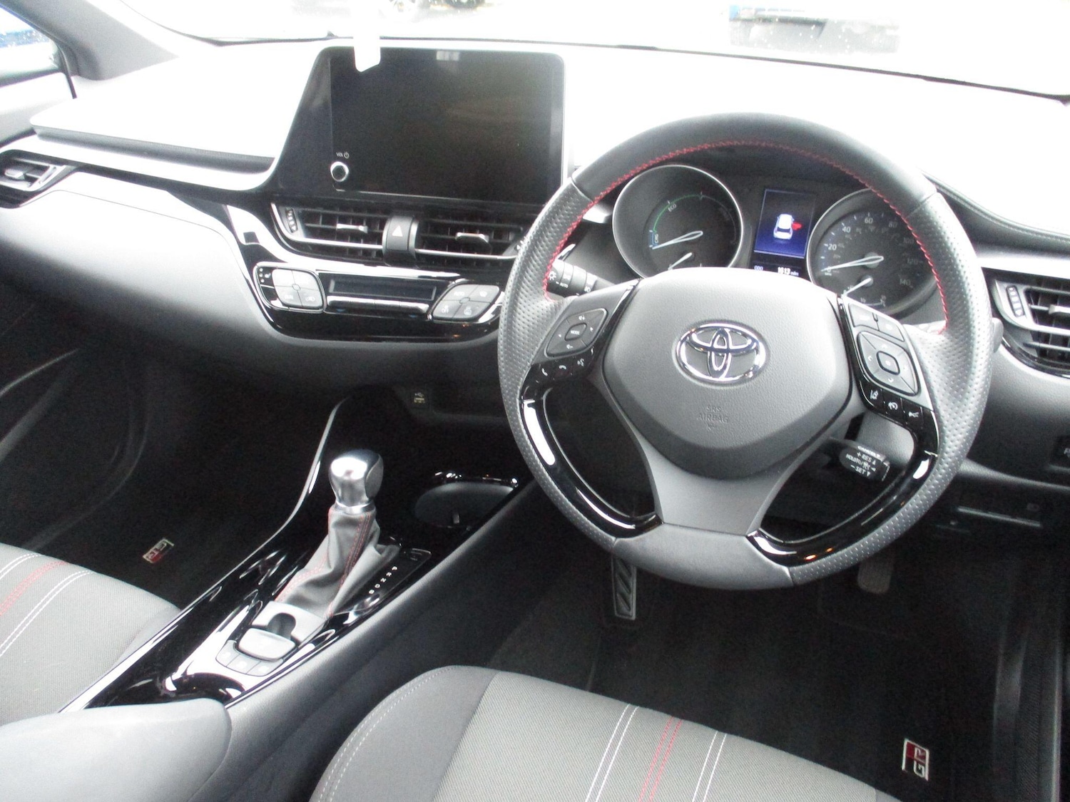 Used Toyota C-HR 2023 for sale - 76326325: Photo 18