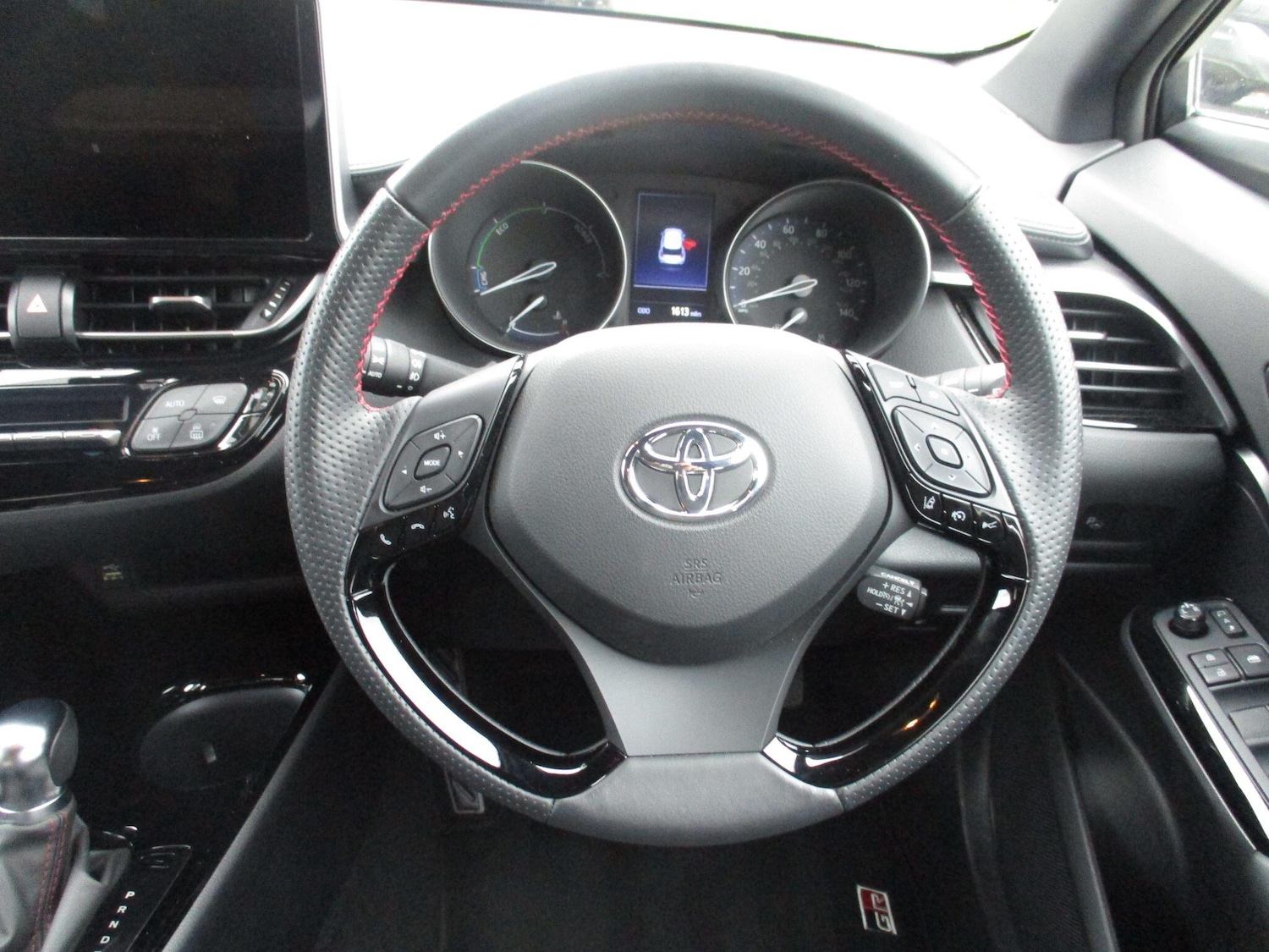 Used Toyota C-HR 2023 for sale - 76326325: Photo 19