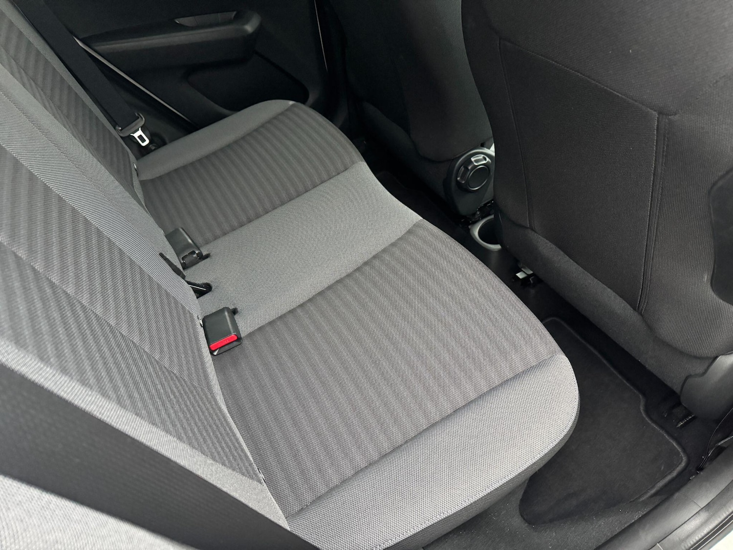 Used Toyota AYGO 2019 for sale - 77440360: Photo 12