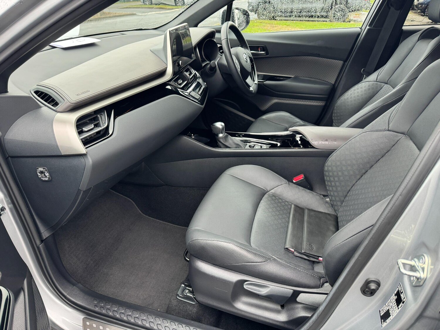 Used Toyota C-HR 2023 for sale - 78047093: Photo 14