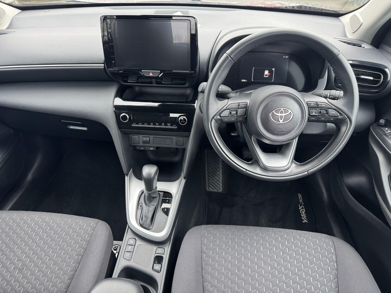 Used Toyota Yaris Cross 2025 for sale - 77710494: Photo 15