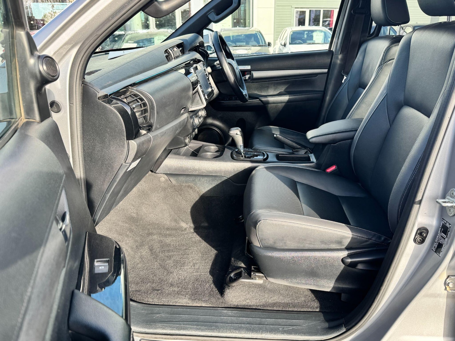 Used Toyota Hilux 2023 for sale - 76926529: Photo 14