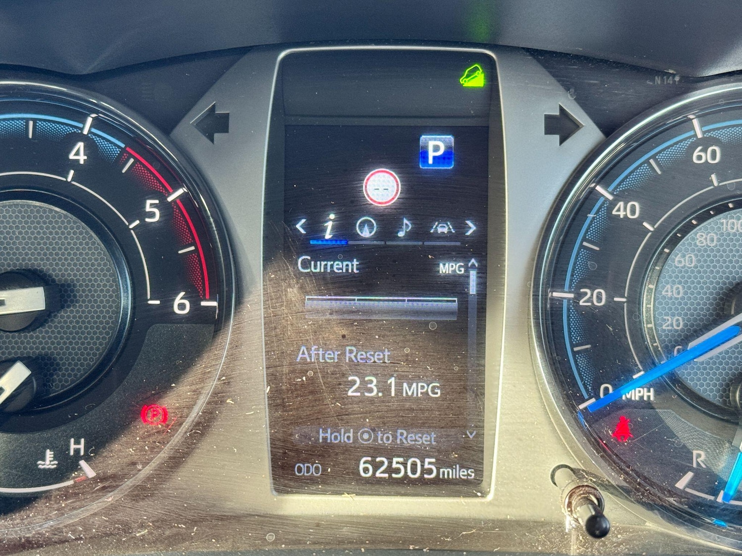 Used Toyota Hilux 2023 for sale - 76926529: Photo 18