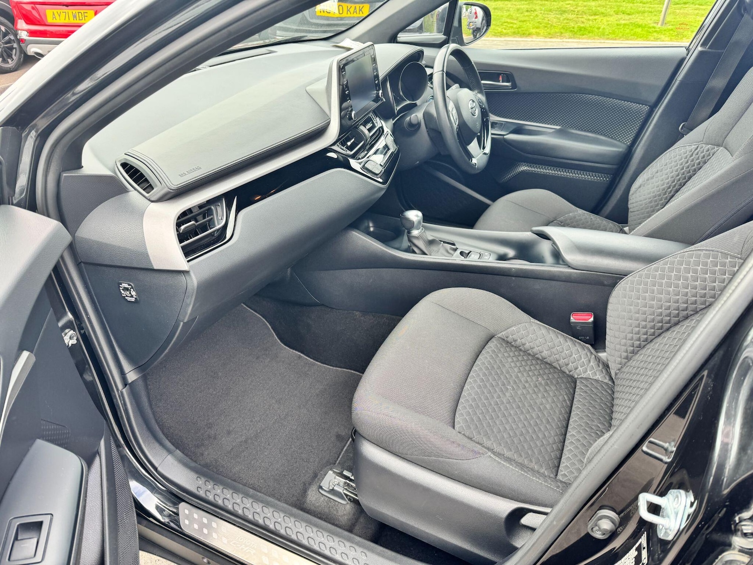 Used Toyota C-HR 2022 for sale - 77330893: Photo 14