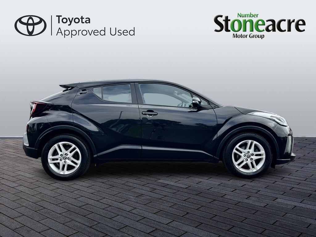 Used Toyota C-HR 2022 for sale - 77330893: Photo 2