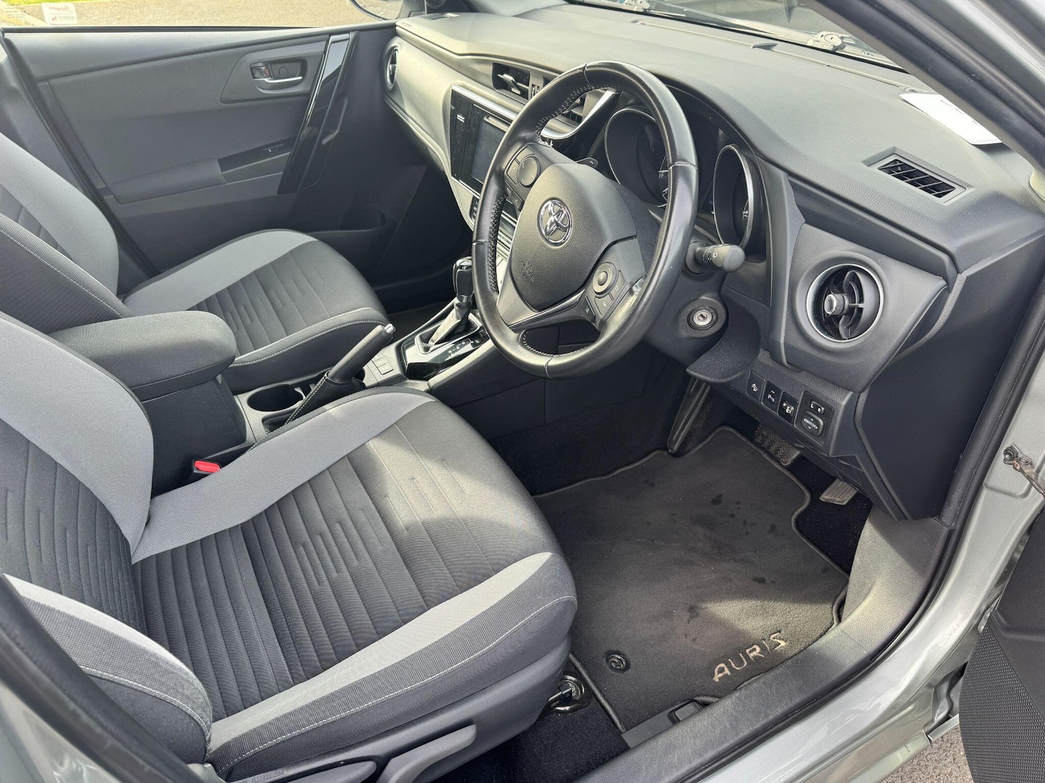 Used Toyota Auris for sale - 77993448: Photo 11