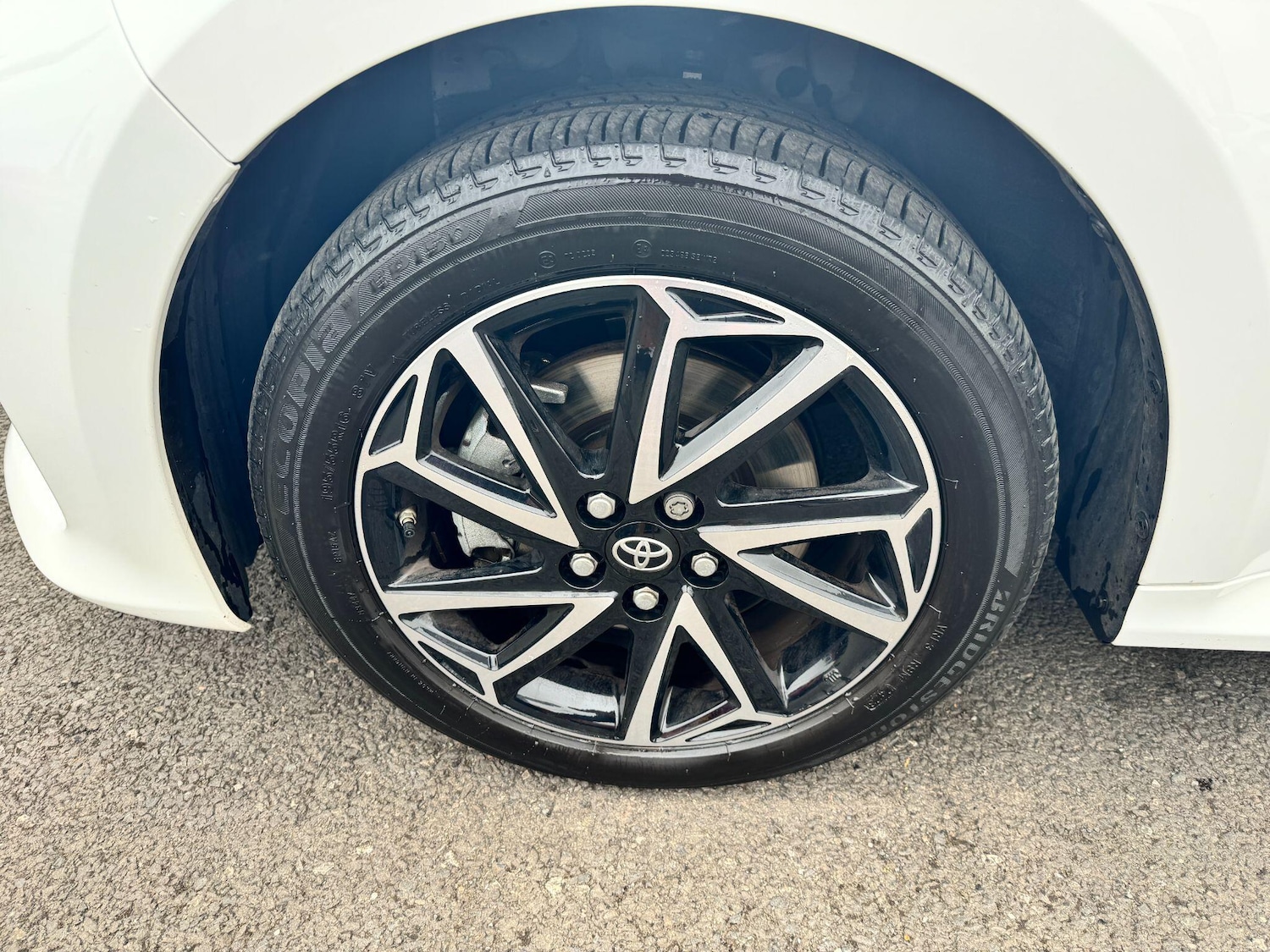 Used Toyota Yaris 2023 for sale - 76085265: Photo 11