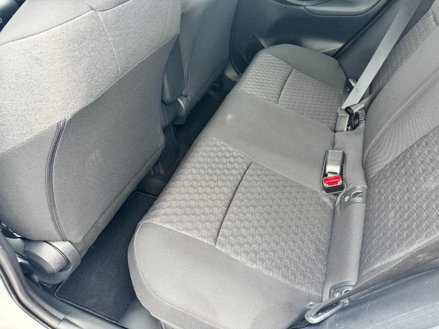 Used Toyota Yaris 2023 for sale - 76085265: Photo 15