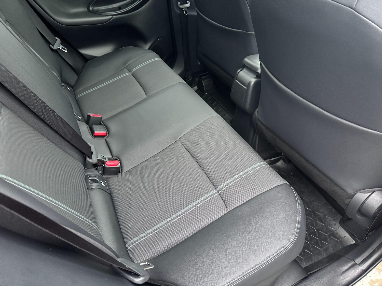 Used Toyota Yaris Cross 2024 for sale - 77292011: Photo 12