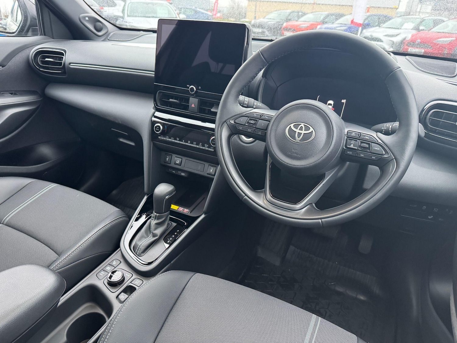 Used Toyota Yaris Cross 2024 for sale - 77292011: Photo 16