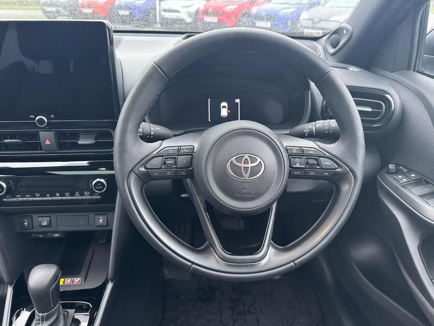 Used Toyota Yaris Cross 2024 for sale - 77292011: Photo 17