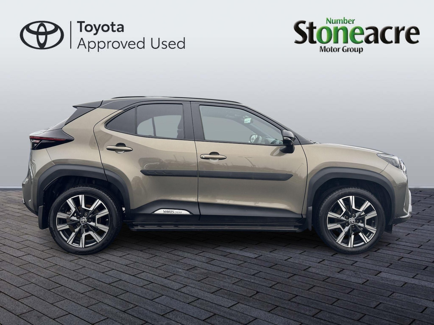 Used Toyota Yaris Cross 2024 for sale - 77292011: Photo 2