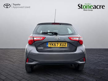 Used Toyota Yaris 2017 for sale - 79669156: Photo